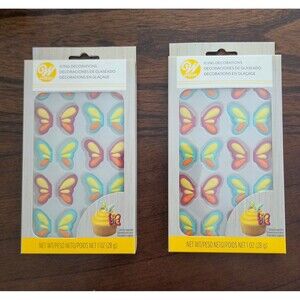 Wilton Butterfly Decorations Lot of 2 Craft Display Prop Use Only